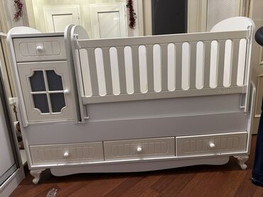 mothercare usaq sebetleri: Oğlan və qız üçün, İşlənmiş, Çarpayı, Matras ilə, Siyirməli