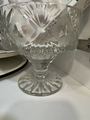 Digər dəstlər və servizlər: Şüşə qablar və boşqab dəstləri. Evdən hər şey təcili satılır ucuz - — 4