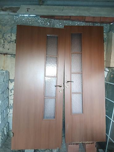 Təmir və tikinti: 4 ədəd taxta giriş/qapı yarpağı - Material: ağac üzərində laminat — 1