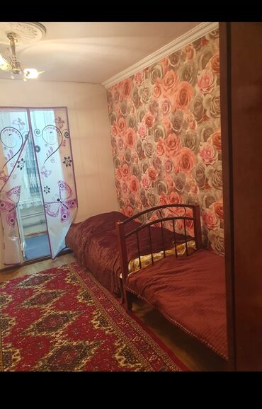 однокомнатные квартиры в хырдалане азербайджан: Elmlər Zahid Xəlilov küçəsində 5 mertebeli binanın 1 ci mertebesınde 1