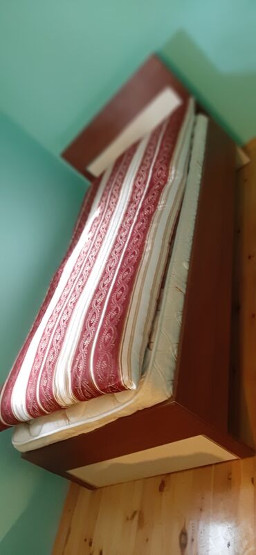 Çarpayılar: İşlənmiş, Təknəfərlik çarpayı, Bazasız, Matras ilə, Siyirməsiz, Azərbaycan — 5