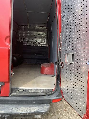 диск рекстон: Mercedes-Benz Sprinter, красный цельнометаллический фургон — 6
