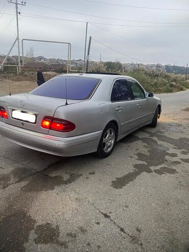 Mercedes-Benz: Mercedes-Benz E-Class W210 CDI sedan - Gümüş (silver) rəng, sedan — 1