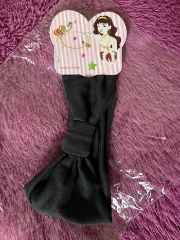 qara cins pencekler: Saç bandana bandana, yenidir şəkildən də göründüyü kimi