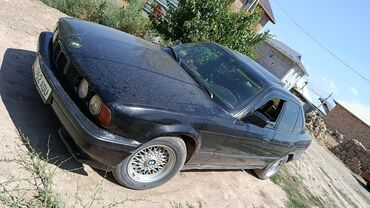 фары на мерседес 124 бишкек: Черный седан BMW E34 с характерным дизайном фар и решетки радиатора
