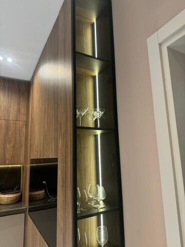 Həyət evləri və villaların satışı: 6 otaqlı, 300 kv. m — 23