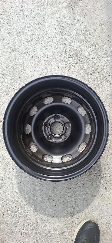 motor suzuki: Felne R15 Golf 4 .Prodajem 4kom polovne čelične auto felne R15 Golf — 7