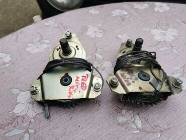 Auto delovi: Podizac stakla prednih vrata Lada 21213,21214 Niva,2105,2104 — 4