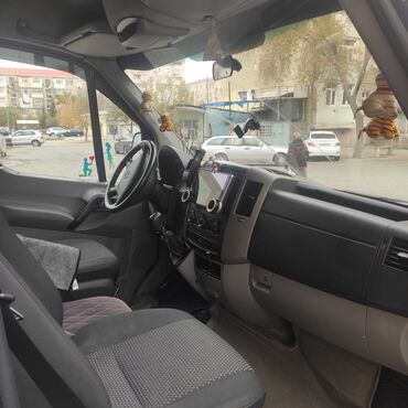 Mercedes-Benz: Salam Sprinter Əla vəziyyətdədir Android manitoru var 2.2TwinTurbodur -da lalafo.az — 9 Mercedes-Benz: Salam Sprinter Əla vəziyyətdədir Android manitoru var 2.2TwinTurbodur — 9