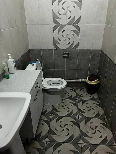 Продажа помещений свободного назначения: Продаётся коммерческое помещение в самом сердце города! Адрес: ул — 9