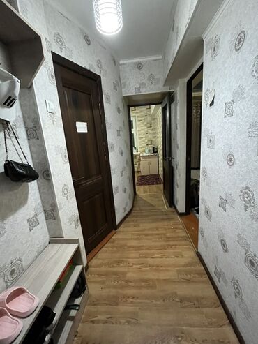 дом дордой келечек: 1 бөлмө, 36 кв. м, 104-серия, 4 кабат, Косметикалык ремонт