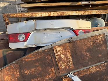 лонжерон аккорд: Крышка багажника Honda Accord (седан, поколение около 2003–2007 — 4