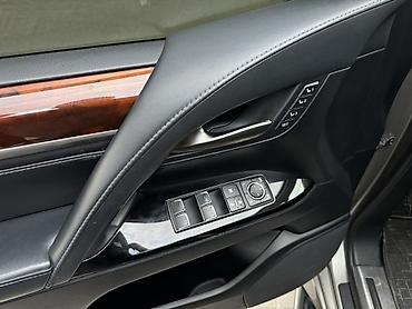 Lexus: Lexus LX: 2018 г., 5.7 л, Бензин, Внедорожник — 7