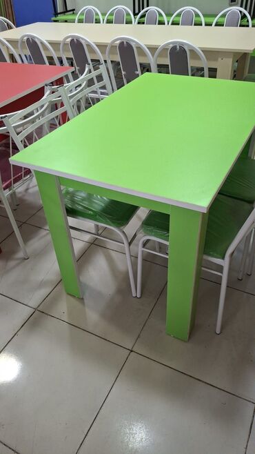 Masa və oturacaq dəstləri: Mətbəx üçün, Dördbucaq masa, 2 stul — 5