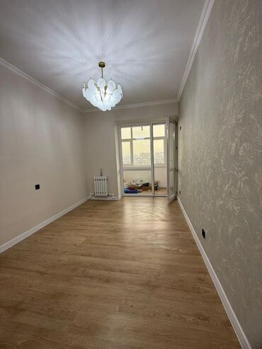 Продажа квартир: 3 комнаты, 92 м² — 14