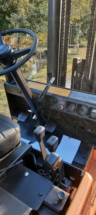 Yük maşınları: Tam işlek veziyetdedir detalari ela veziyetdedir 5m hundurluye — 5