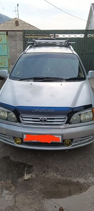 Toyota: Toyota : 2001 г., 2 л, Автомат, Минивэн — 9