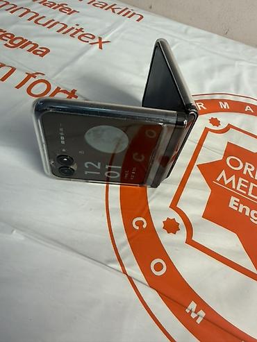 xiaomi note 20 ultra: Motorola Razr 40 Ultra, rəng - Qara, Barmaq izi — 2