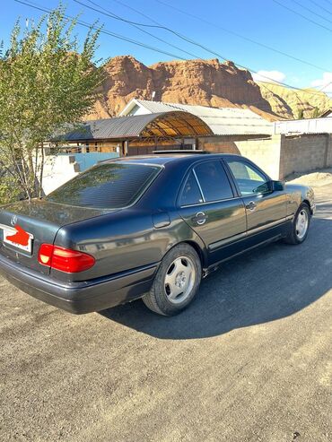 покрышка на жигули: Mercedes-Benz E-Class: 1997 г., 2.2 л, Механика, Дизель, Седан