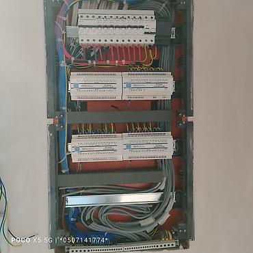 Termostatlar: Termostat – ağıllı idarəetmə paneli Xüsusiyyətlər: - Temperaturun — 17