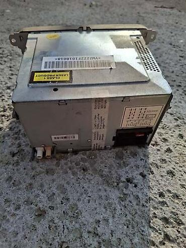 hofer fen: ORIGINAL RADIO ZA VOLKSWAGEN GOLF 5 | Original radio za golf 5 u — 1