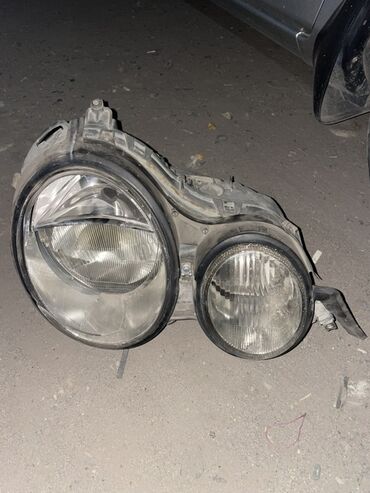 светодиодное освещение: Правая противотуманная фара Mercedes-Benz 1998 г., Б/у, Оригинал, Япония
