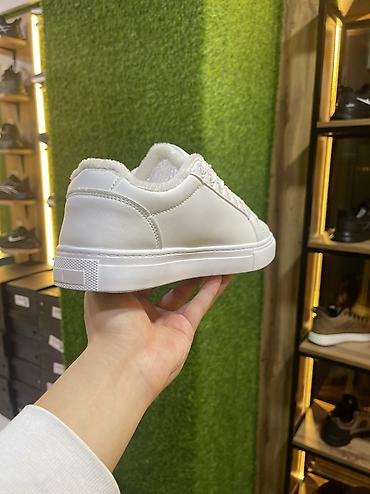 Спорттук бут кийим: Полуклассика Tommy Hilfiger🔥 Зимняя обувь✅ Мягкий мех✅ Цвет: Снежно — 4