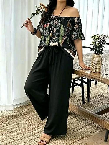 heets davidoff: Komplet za punije
Prelepe boje
2XL 3XL 4XL
Cena : 3000 dinara — 6