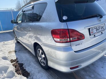 Toyota: Toyota Ipsum: 2003 г., 2.4 л, Автомат, Бензин, Минивэн — 3