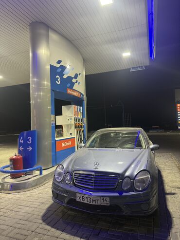 сколько стоит мерседес банан: Mercedes-Benz : 2004 г., 3.2 л, Автомат, Бензин, Седан