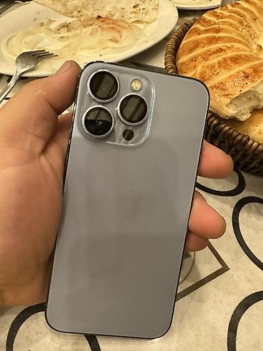 Смартфон Apple iPhone (серия Pro, 6.1") в цвете серый/серебристый