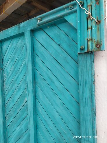 деревянные дома из сруба: Продается ворота+калитка из дерево, без стоек. петли прочные заводские