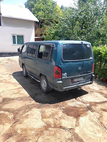 devo lasetti: Ssangyong Istana: 1996 г., 2.9 л, Механика, Дизель, Бус — 4