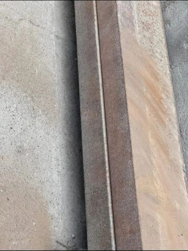 двутавровый швеллер цена: Ширина : 27 см. Длинна : 5 м 78 см Длинна : 5 м 48 см Баасы метрине