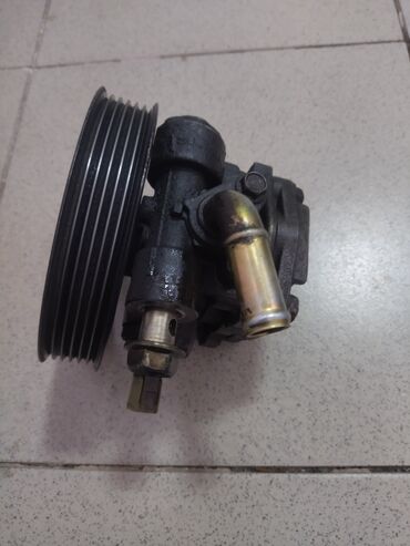Гидрокүчөткүчтөр: Гидрокүчөткүч Mazda 2004 г., Колдонулган, Оригинал, Германия