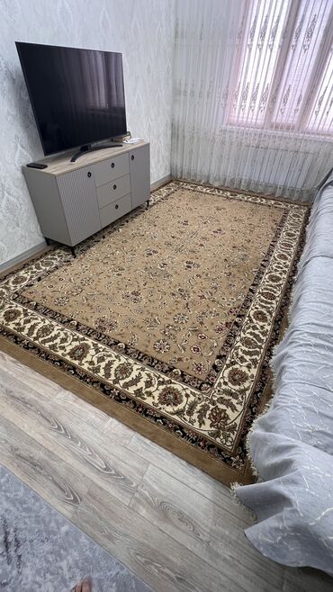 ковер бу бишкек: Килем Колдонулган, 400 * 300, Түркия