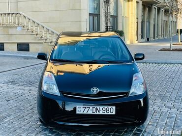 hybrid avtomobillər qiymətləri: Toyota Prius: 1.5 l | Sedan