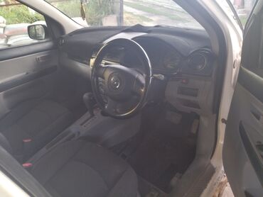 Mazda: Mazda Demio: 2004 г., 1.3 л, Автомат, Бензин, Хэтчбэк — 4