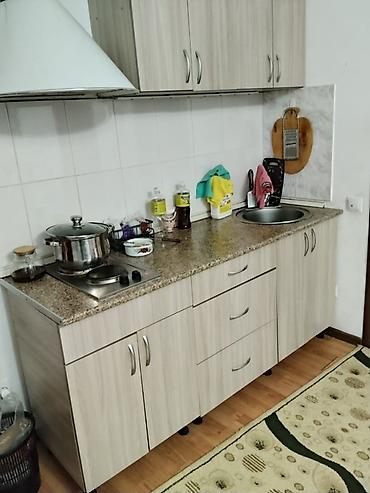 дом в аренду: Сдается 2- комнатная квартира в Чолпон Ате Планировка и комнаты: - — 4