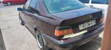 maşın bmv: BMW 318: 1.8 l | 1993 il Sedan