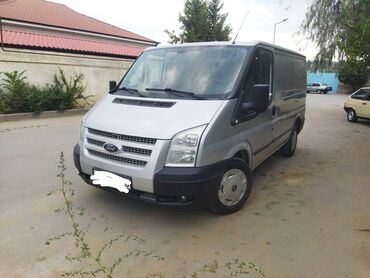 fort trazit: Ford Transit: 2.2 l | 2011 il | 224000 km Van/Minivan