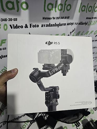 DJI RS 5 Ronin kamera stabilizatoru Yenidir blomu üstündə. - 3 oxlu
