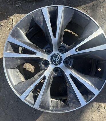 диски на камри r18: Литые Диски R 18 Toyota, 1 шт, отверстий - 5, Б/у