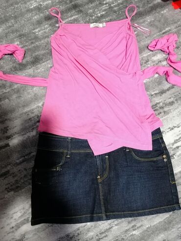 508 oglasa | lalafo.rs: Očuvana Zara ženska majica na preklop i teksas suknja, veličina 38