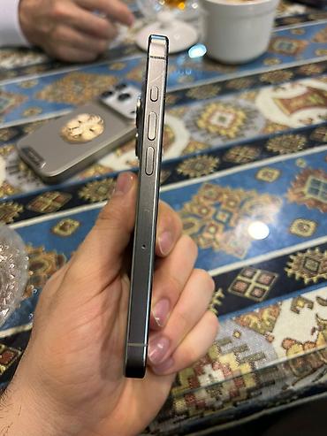 Elektronika: IPhone 15 Pro, 128 GB, Natural Titanium, Face ID — 2