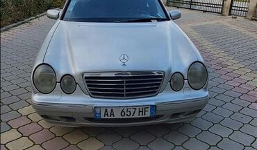 Mercedes-Benz: Mercedes-Benz E 220: 2.2 l. | 2002 έ. Sedan