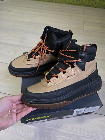 adidas crazy flight: Мужские ботинки, 40, Demix, Б/у, цвет - Бежевый — 2
