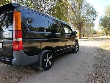пикап любой марка: Honda Stepwgn: 2001 г., 2 л, Автомат, Бензин, Минивэн — 4