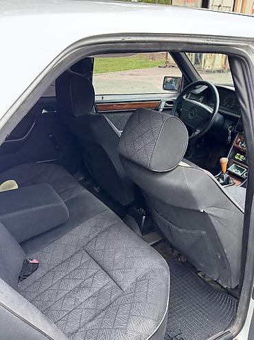 Продажа авто: Mercedes-Benz E-Class: 1995 г., 2.8 л, Механика, Бензин, Седан — 7