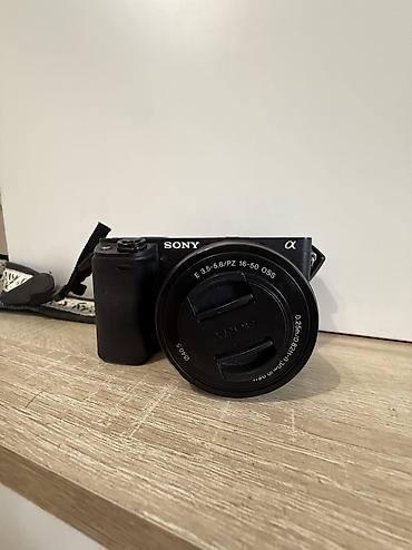 Sony A6400 + 16–50mm OSS | Полный комплект Камера куплена около года